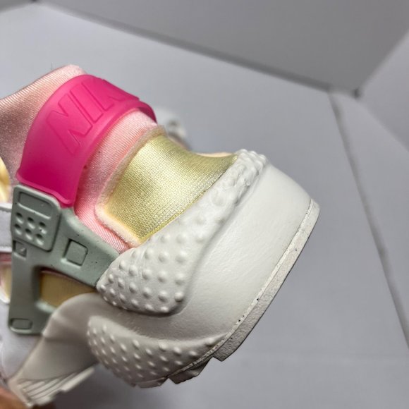 Nike Huarache Run (GS) Big Kids' Shoes Summit White-Citron Tint DR0163-100 - Picture 11 of 11